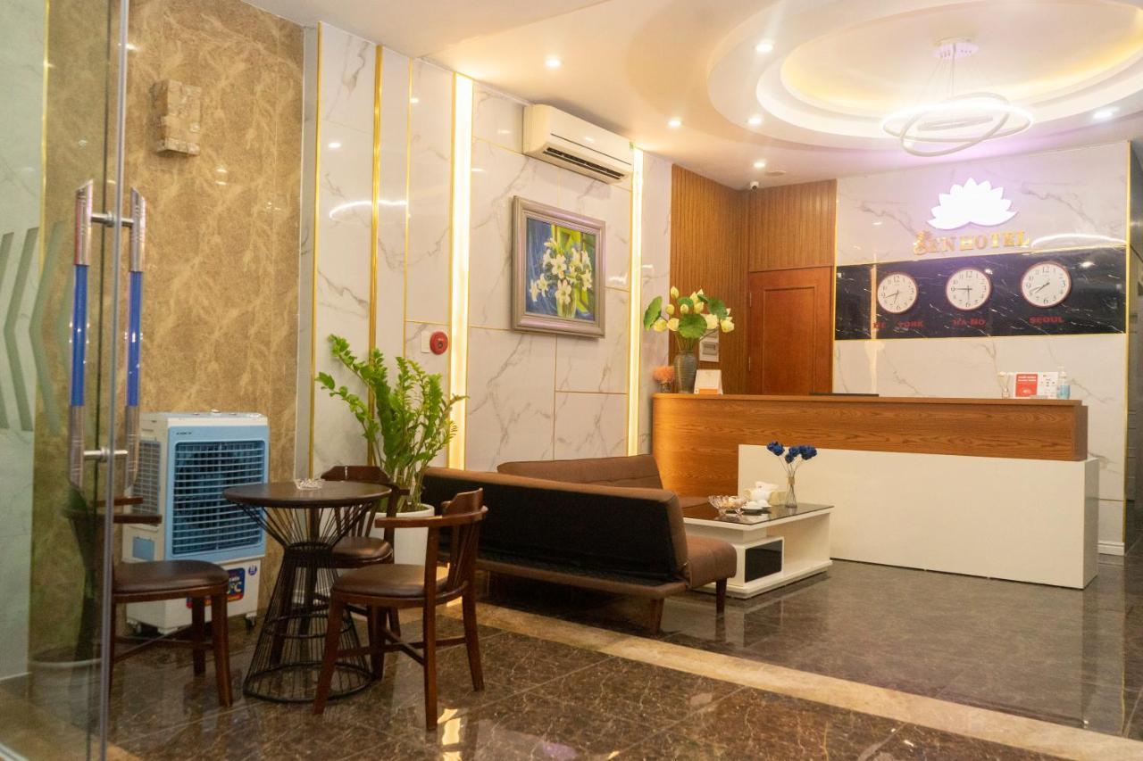 Sen My Dinh Song Da 미딩 Hanoi